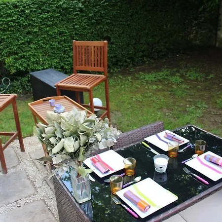 Apartment Le Garden Victoria - Canal & Cathedrale -30m2 & Garden *