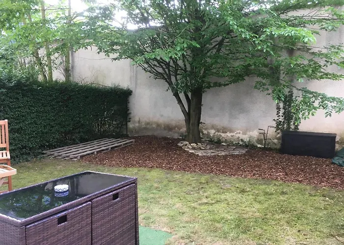 Lejlighed Le Garden Victoria - Canal & Cathedrale -30m2 & Garden *